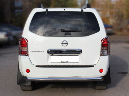 Nissan Pathfinder 2010-2013г.в.-Защита заднего бампера радиусная d-76